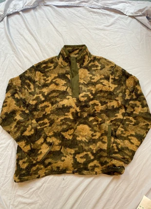197. Mavi camouflage fleece jumper - XL - in good condition, brand: Mavi, condition: Good, size: XL, £9.00, £10.15 includes Buyer Protection