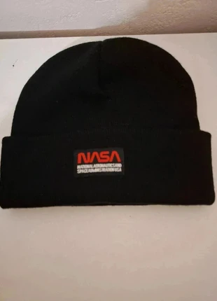 Bonnet NASA, merk: NASA, staat: Nieuw zonder prijskaartje, maat: Universele maat, € 5,00, € 5,95 inclusief Kopersbescherming