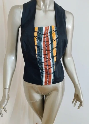 Trachten top blusa tirolese medievale gotico
Dirndl Tirol corsetto bustino in misto lana e seta, marke: Vulkan, zustand: Sehr gut, größe: 5XL / 50 / 22, 20,00 €, 21,70 € inklusive Vinted-Käuferschutz