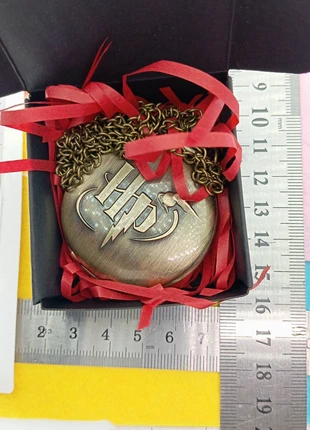 Montre à gousset avec la boîte Harry Potter, marca: Harry Potter, estado: Muy bueno, tamaño: 47 mm o más, 5,00 €, 5,95 € Protección al comprador Pro incluida