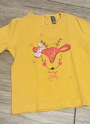 Yellow Reindeer Long Sleeve Shirt, marque: NACIONAL, état: Très bon état, taille: 9-12 mois / 74 cm, 3,00 €, 3,85 € Protection acheteurs incluse