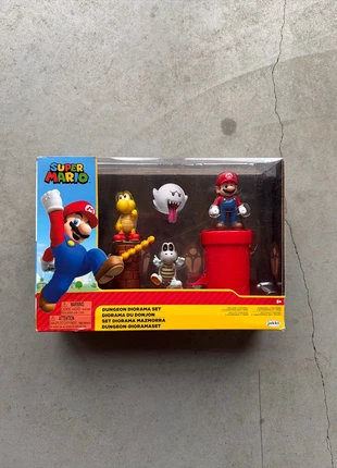 Super mario set Diorama du donjon, marque: Super Mario, état: Neuf avec étiquette, taille: 3 ans / 98 cm, 10,00 €, 11,20 € Protection acheteurs (Pro) incluse