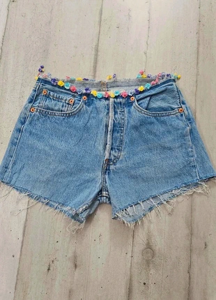 Short en Jean Levi's taille 34
Très bon état, brand: Levi's, condition: Very good, size: XS / 34 / 6, €8.00, €9.10 includes Buyer Protection