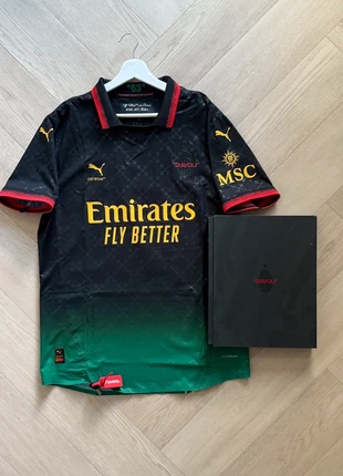 AC Milan 4th kit - Puma x Off-White - Gimenez 7, merk: Off-White, staat: Nieuw met prijskaartje, maat: XL, € 250,00, € 263,20 inclusief Kopersbescherming