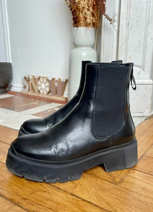 Bottines chelsea Hugo Boss, marque: Hugo Boss, état: Très bon état, taille: 36, 85,00 €, 89,95 € Protection acheteurs incluse