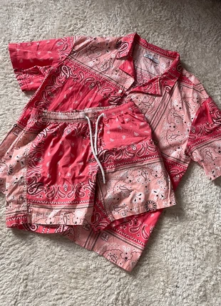 Chemise et short zara bandana, marque: Zara, état: Très bon état, taille: M, 25,00 €, 26,95 € Protection acheteurs incluse