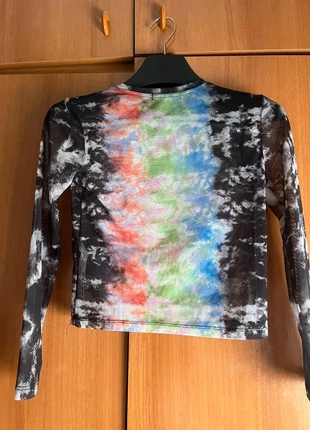 Top colorido astral, merk: Bershka, staat: Heel goed, maat: S / 36 / 8, € 3,50, € 4,38 inclusief Kopersbescherming