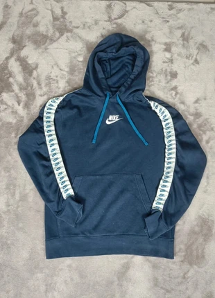 Pull Nike bleu taille S, marque: Nike, état: Bon état, taille: S, 20,00 €, 21,70 € Protection acheteurs incluse