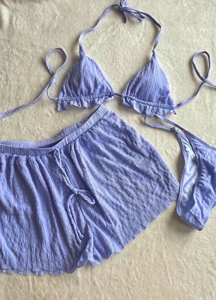 Ensemble 3 pièces lilas Shein 👙 bikini + short assorti - Taille L, brand: Shein, condizioni: Nuovo con cartellino, taglia: L / IT 44 / EU 40, €9.00, €10.15 include la Protezione acquisti