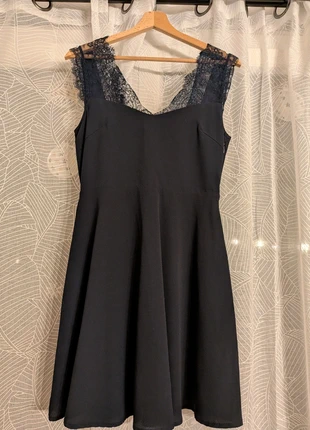 Robe avec dentelle, marque: La petite étoile, état: Neuf sans étiquette, taille: S / 36 / 8, 10,00 €, 11,20 € Protection acheteurs incluse