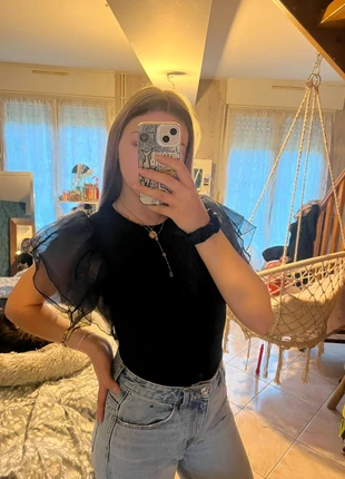 body à froufrou, marque: Shein, état: Très bon état, taille: M / 38 / 10, 8,00 €, 9,10 € Protection acheteurs incluse