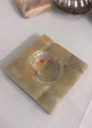 Vintage art deco marble ashtray, marque: Vintage Boutique, état: Bon état, 12,00 €, 13,30 € Protection acheteurs incluse