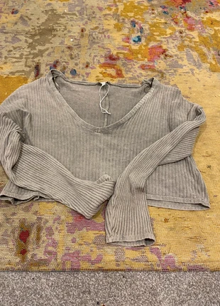 Grey long sleeve crop top, brand: Pacific Republic, condition: New without tags, size: M / UK 12-14, £7.00, £8.05 includes Buyer Protection