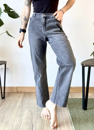 Jean Burton en taille 40 - Bon état, marke: Burton, zustand: Gut, größe: L / 40 / 12, 9,70 €, 10,89 € beinhaltet Vinted-Käuferschutz Pro