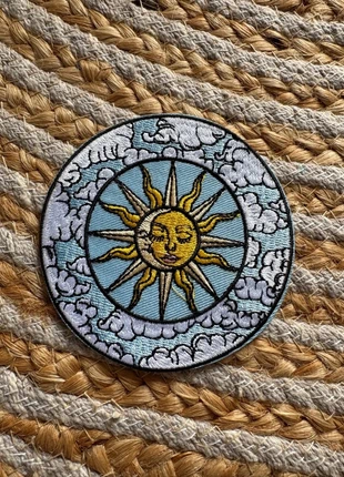 Écusson thermocollant Soleil Lune, condition: Very good, €5.00, €5.95 includes Buyer Protection Pro