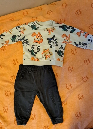 Completo tuta, marca: Blukids, estado: Muito bom, tamanho: 9-12 meses / 74 cm, €2.00, €2.80 inclui Proteção do Comprador