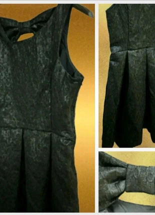 🌸Bellissimo abito bambina con fiocco sulla schiena e dietro leggermente più lungo (effetto smoking), marque: H&M, état: Neuf sans étiquette, taille: 12 ans / 152 cm, 19,00 €, 20,65 € Protection acheteurs incluse