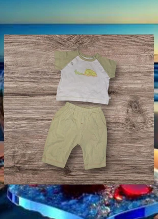 Conjunto de bebé casual comodo y seguro en color verde pistacho 🎈, marque: Boutique privée, état: Très bon état, taille: 1-3 mois / 56 cm, 3,00 €, 3,85 € Protection acheteurs incluse