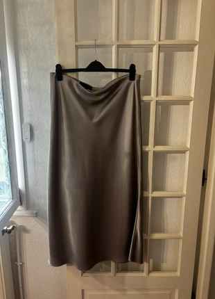 jupe longue satin, marca: Zara, estado: Novo sem etiquetas, tamanho: XL / 42 / 14, €20.00, €21.70 inclui Proteção do Comprador