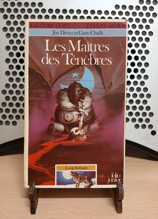 Livre dont vous êtes le héros "Les maîtres des tenebres, état: Bon état, 10,00 €, 11,20 € Protection acheteurs incluse