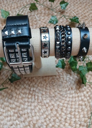 Ceinture gothique avec lot de bracelets assorti punk🤟, marque: Punk, état: Très bon état, taille: 110 cm, 19,00 €, 20,65 € Protection acheteurs incluse