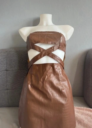 Robe femme, marca: PrettyLittleThing, estado: Muito bom, tamanho: S / 36 / 8, €5.00, €5.95 inclui Proteção do Comprador