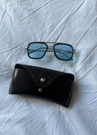 Lunettes teinté, marque: sansmarque, état: Neuf sans étiquette, 2,00 €, 2,80 € Protection acheteurs incluse
