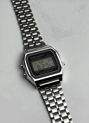 Montre Casio style en acier inoxydable unisexe argenté, ajustable Watch réglable, marque: CHROME, état: Très bon état, taille: Taille unique, 11,00 €, 12,25 € Protection acheteurs incluse