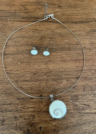 Parure collier et boucles d'oreille oeil de Sainte Lucie, brand: les bijoux marine, condition: Good, €10.00, €11.20 includes Buyer Protection