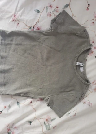 Crop top vert, brand: H&M Divided, condition: Very good, size: S / 36 / 8, €3.00, €3.85 includes Buyer Protection