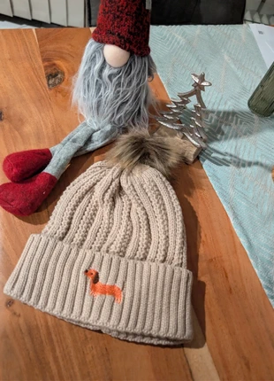 Beanie Puschelmütze mit Dackel-Motiv, merk: Sonstiges, staat: Nieuw zonder prijskaartje, maat: Universele maat, € 12,50, € 13,83 inclusief Kopersbescherming