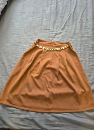 Jupe inspee, marque: sansmarque, état: Neuf sans étiquette, taille: S / 36 / 8, 5,00 €, 5,95 € Protection acheteurs incluse