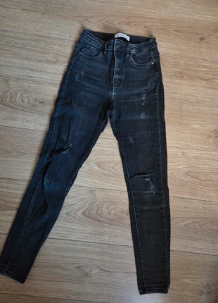 Dames Ripper jeans black, brand: Vs. Miss, condizioni: Ottime, taglia: S / IT 40 / EU 36, €3.50, €4.38 include la Protezione acquisti