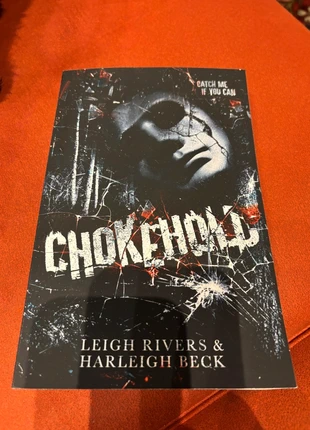 Chokehold - edizione in inglese, condizioni: Nuovo con cartellino, €13.00, €14.35 include la Protezione acquisti