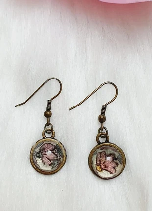 Superbe Paire de boucles d'oreilles ronde rose, brand: Fantaisie, condizioni: Ottime, €4.00, €4.90 include la Protezione acquisti