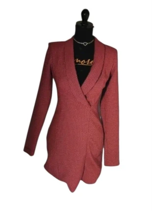 Robe motif pied de poule rose Zara, brand: Zara, condition: Very good, size: M / 38 / 10, €12.50, €13.83 includes Buyer Protection