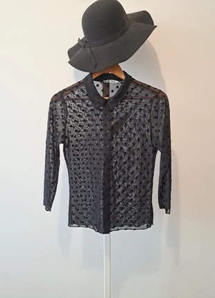 Chemisier noir en tulle à pois Stradivarius, brand: Stradivarius, condizioni: Ottime, taglia: L / IT 44 / EU 40, €5.00, €5.95 include la Protezione acquisti