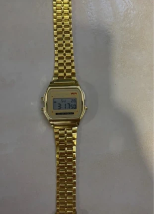 Montre vintage style casio y2k, marque: CASIO, état: Neuf sans étiquette, taille: Taille unique, 10,00 €, 11,20 € Protection acheteurs incluse