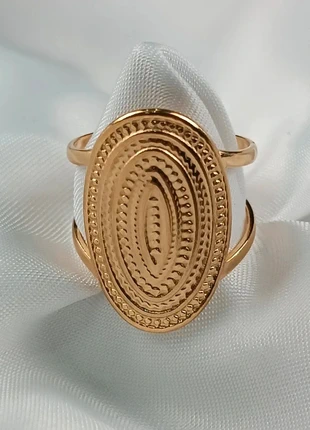 Bague doré ajustable - Neuve ZAG - acier inoxydable, marque: ZAG, état: Neuf sans étiquette, taille: Ajustable, 7,90 €, 9,00 € Protection acheteurs incluse