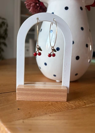 Boucles d’oreilles petite cerise, marque: Easy Clothes, état: Neuf avec étiquette, 5,00 €, 5,95 € Protection acheteurs incluse