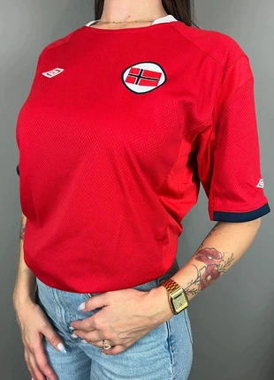 Maillot Umbro domicile Norvège 2010 M M1372, marque: Umbro, état: Très bon état, taille: M, 27,00 €, 29,05 € Protection acheteurs (Pro) incluse