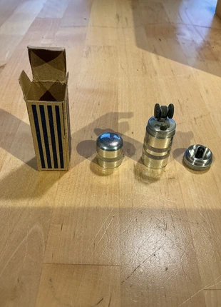 Briquet allemand, marque: wh, état: Très bon état, 25,00 €, 26,95 € Protection acheteurs incluse