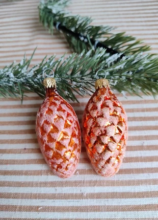 Vintage! Set 2x dennenappel kerstbal kerstornament, merk: Vintage, staat: Heel goed, € 14,50, € 15,93 inclusief Kopersbescherming Pro