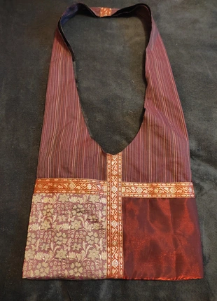 Sac tissus brodé, marque: sans marque, état: Bon état, 3,00 €, 3,85 € Protection acheteurs incluse