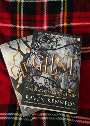 Boeken: Glint en Gleam door Raven Kennedy, état: Très bon état, 12,00 €, 13,30 € Protection acheteurs incluse