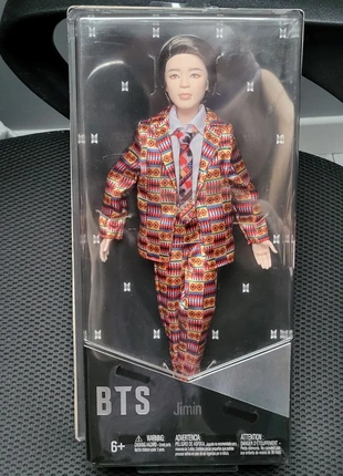 Poupée de Jimin (BTS), marque: Mattel, état: Neuf avec étiquette, taille: 3 ans / 98 cm, 8,00 €, 9,10 € Protection acheteurs incluse
