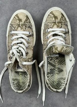 Chaussures Femme Converse Toile All Stars Imitation serpent pointure 39, marke: Converse, zustand: Sehr gut, größe: 39, 24,00 €, 25,90 € inklusive Vinted-Käuferschutz