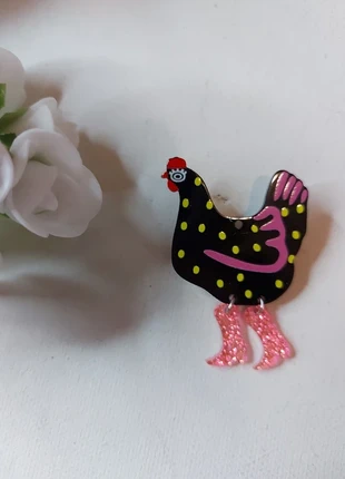 Broche petite poule noire à pois et bottes, marca: Accessoires, estado: Muy bueno, 7,90 €, 9,00 € Protección al comprador incluida