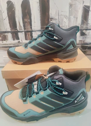 Adidas Terrex Skychaser mid gtx, marque: adidas, état: Neuf avec étiquette, taille: 42,5, 99,00 €, 104,65 € Protection acheteurs incluse