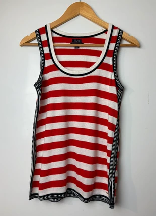 Haut Tommy Hilfiger Femme XS, marque: Tommy Hilfiger, état: Très bon état, taille: XS / 34 / 6, 5,00 €, 5,95 € Protection acheteurs incluse